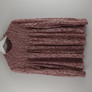 Cable & Gauge Size L dusty rose flowy lace long sleeve blouse